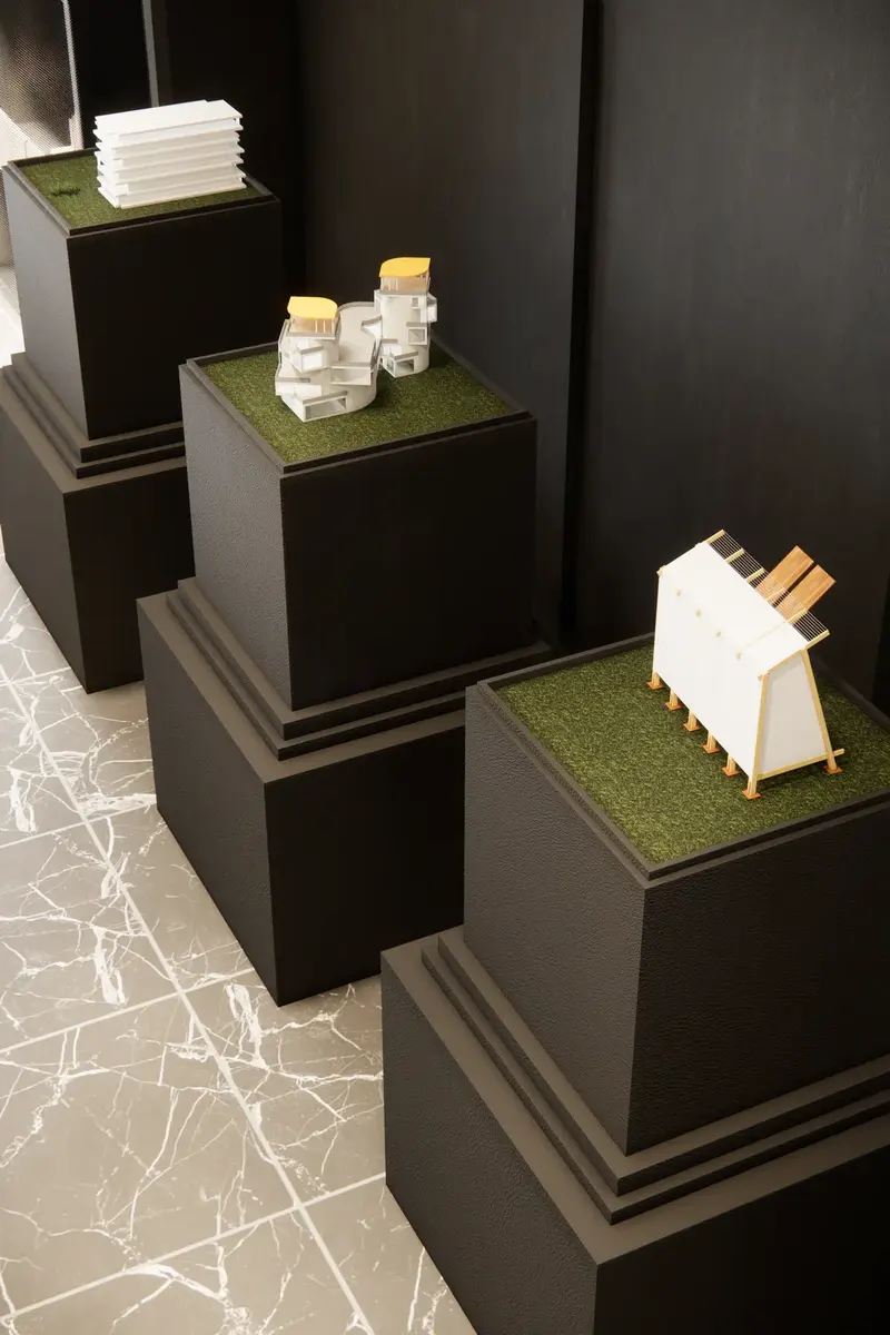 Elper Development Office, model display, photo 28